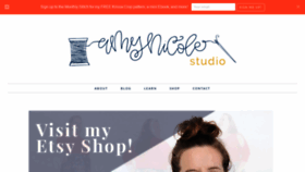 What Amynicolestudio.com website looked like in 2019 (4 years ago)