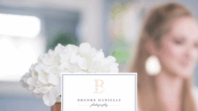 What Brookedaniellephotography.com website looked like in 2019 (4 years ago)
