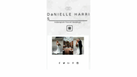 What Danielleharrisphotography.com website looked like in 2017 (7 years ago)